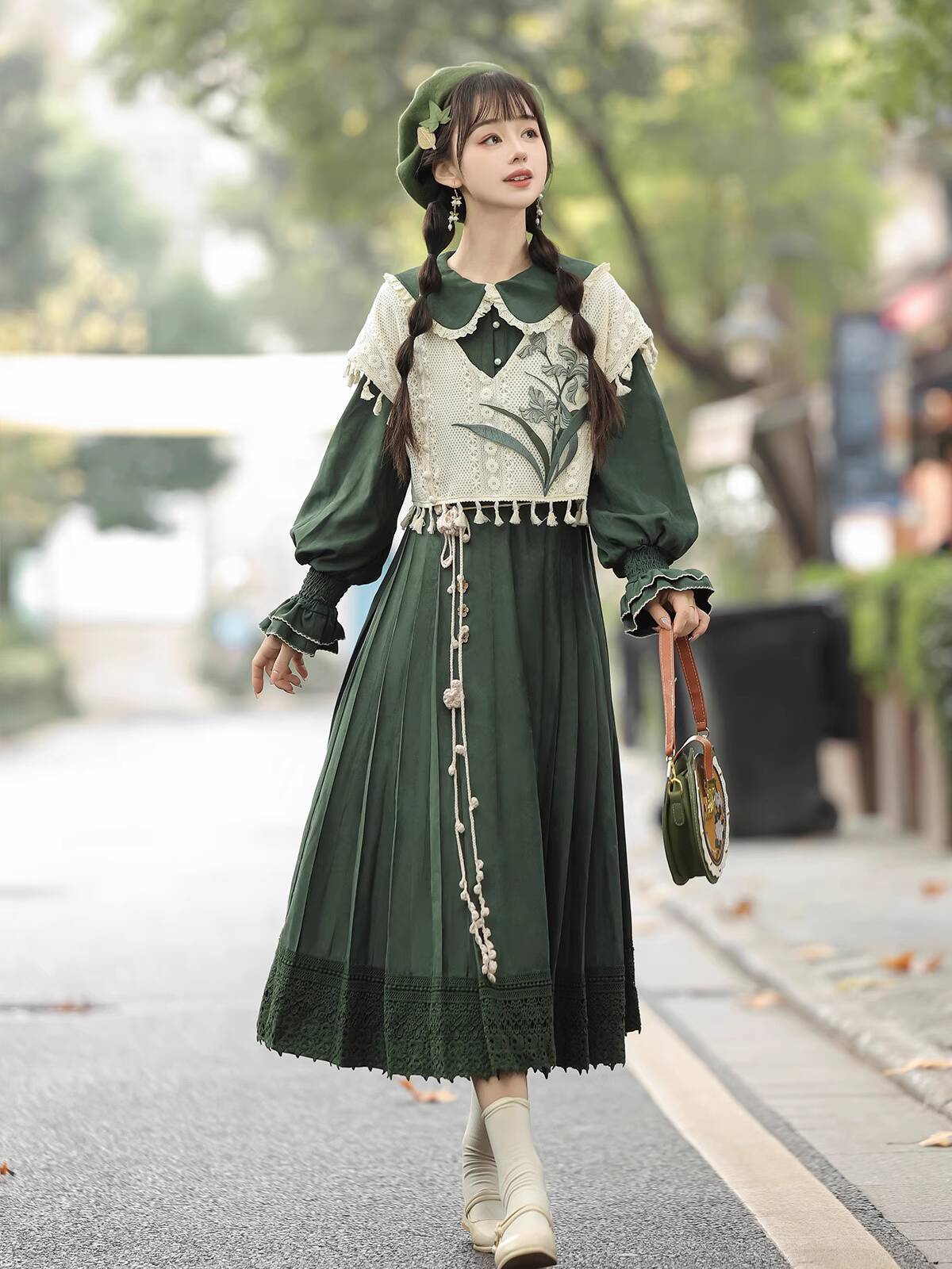 Новый винтажный зеленый компле – обзор и цена Embroidery Style