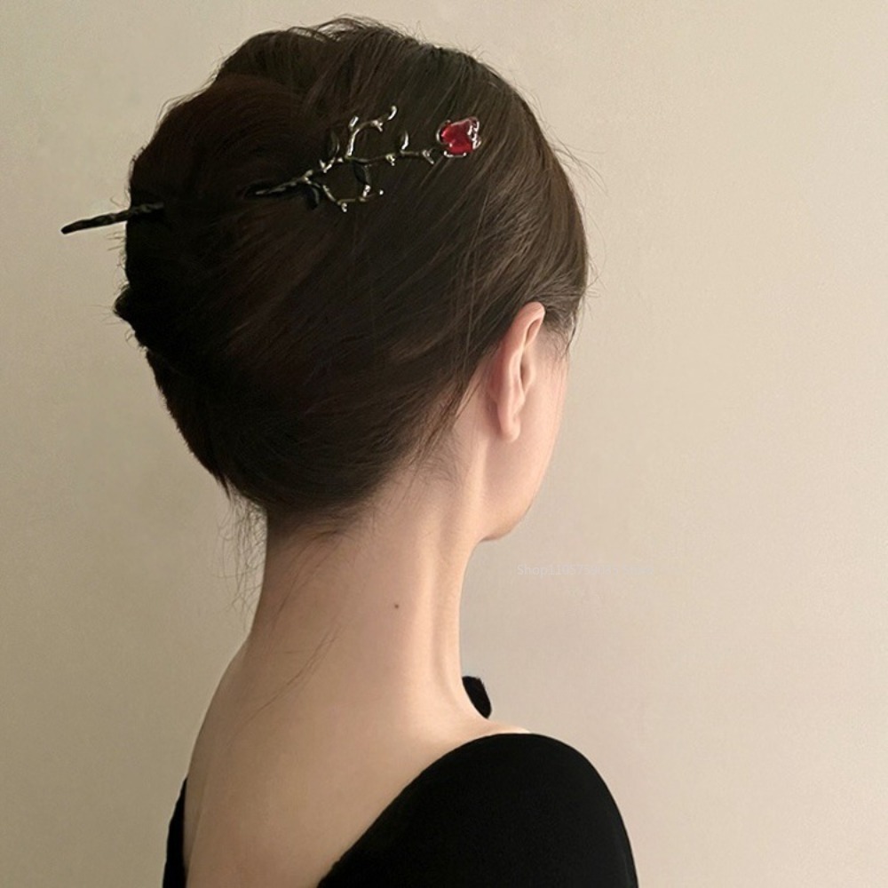 Винтажные металлические заколк – обзор и цена Embroidery Gothic