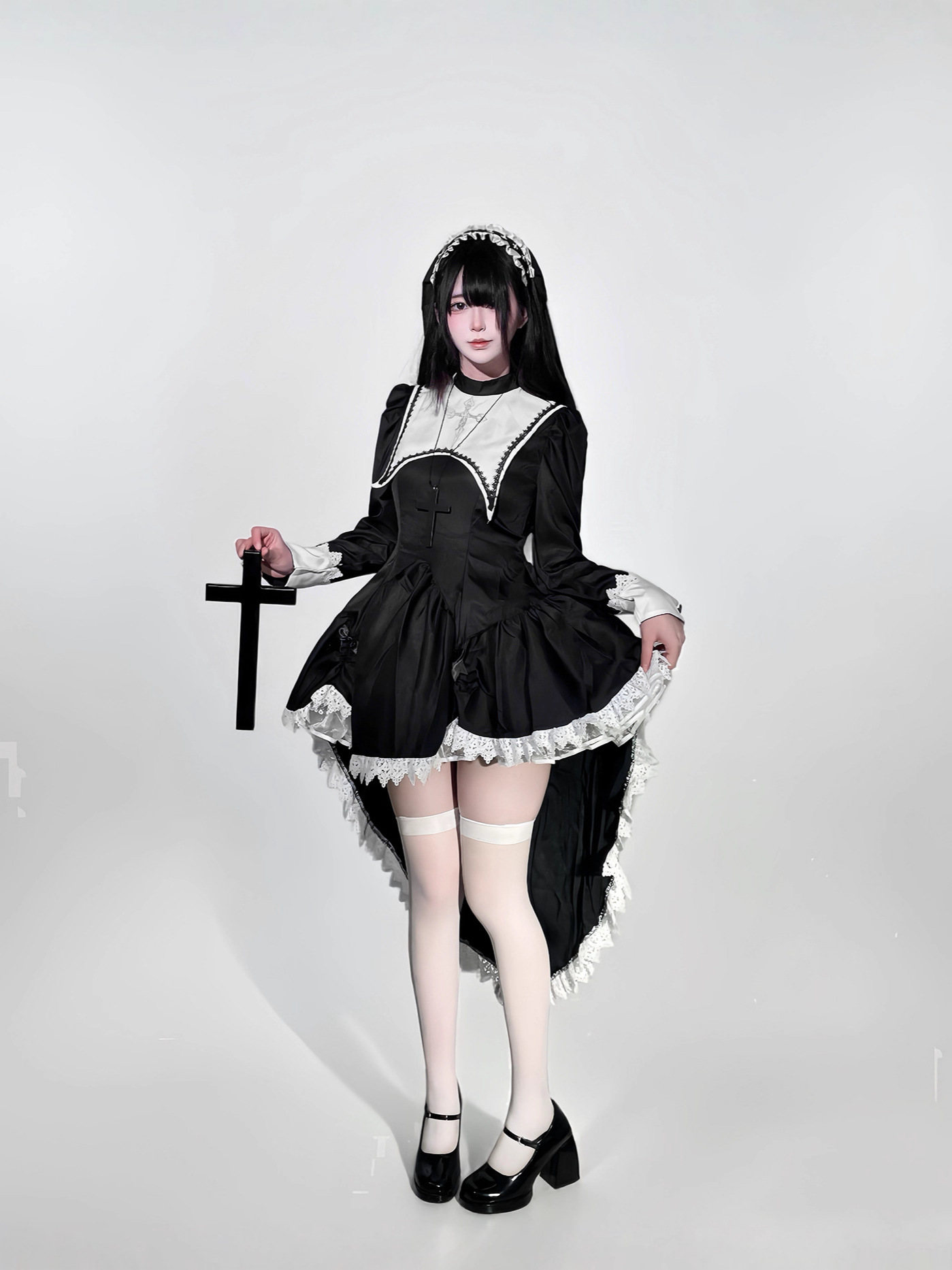 Готический стиль, темный вышит – обзор и цена Embroidery Gothic