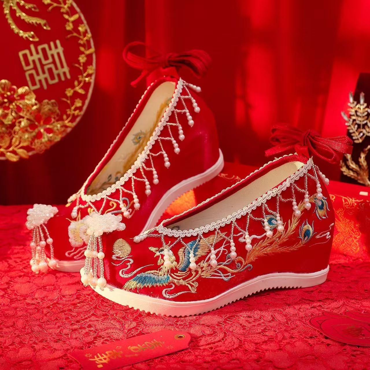 Женские новые красные свадебны – обзор и цена Embroidery Style