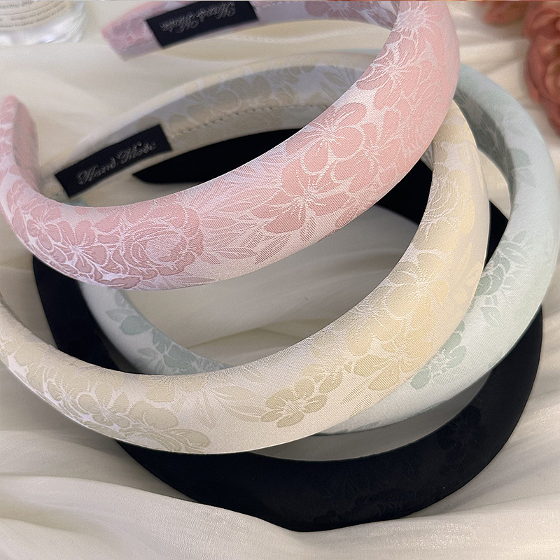 Повязка для волос с вышивкой в – обзор и цена Embroidery Rose